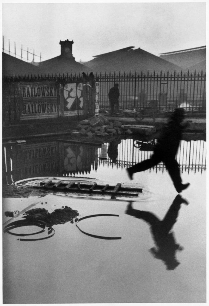 Henri Cartier-Bresson, Place de l'Europe, Gare Saint Lazare, 1932. © Henri Cartier-Bresson/Magnum Photos/Latinstock.